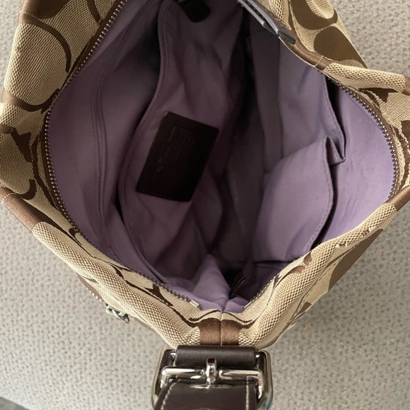 Signature Coach Purse - Picture 1 of 4